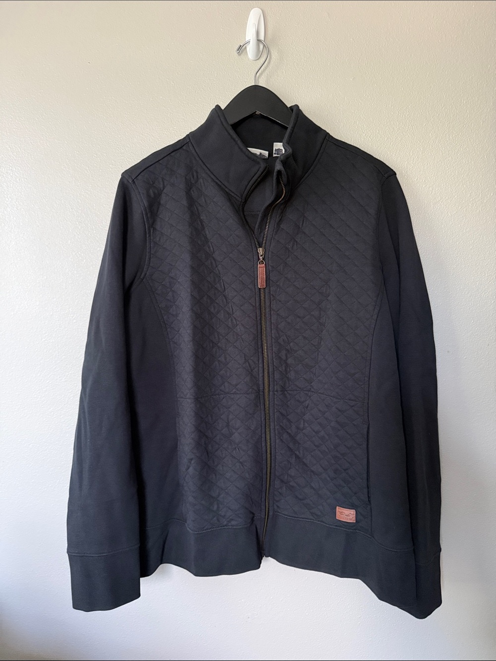 L.L. Bean Women's Quilted Full-Zip Sweatshirt, Black, XL